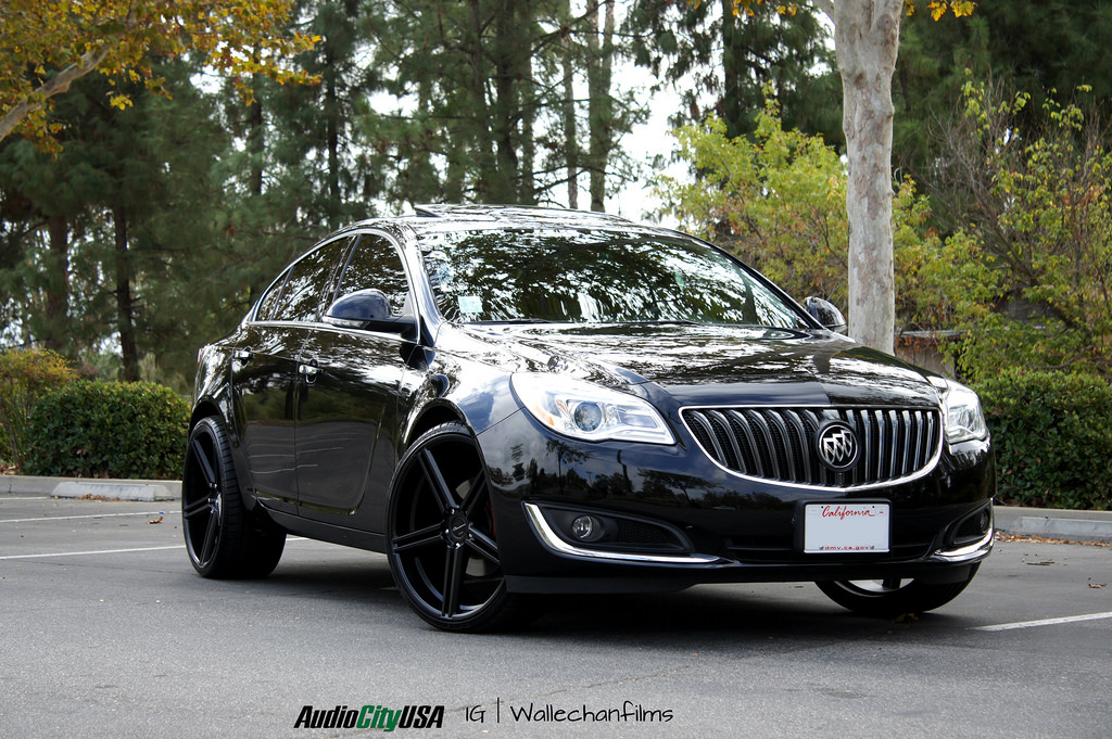 Gianelle Lucca Black r22 on Buick Regal